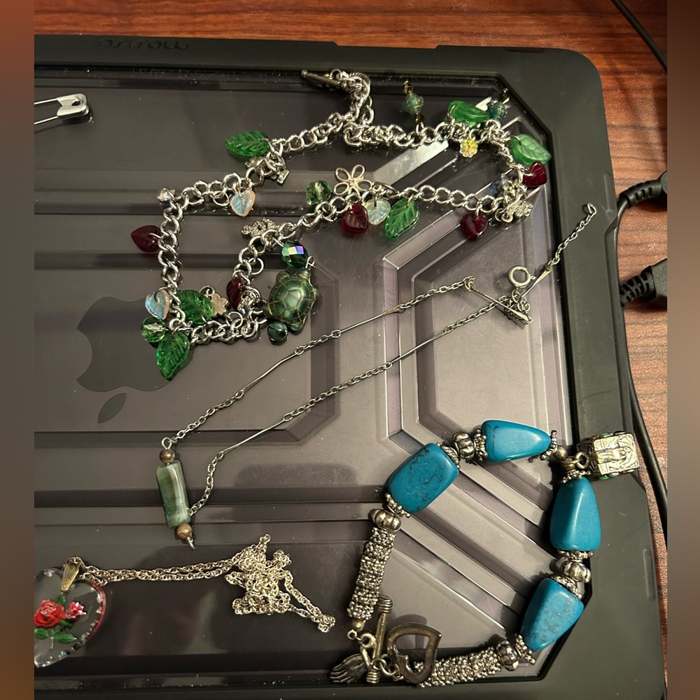 4 Piece Jewelry Lot